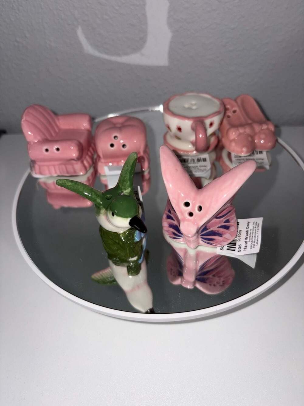 Lot of 6 Cracker Barrel ‘Pretty in Pink’ Mini Salt and Pepper Shakers